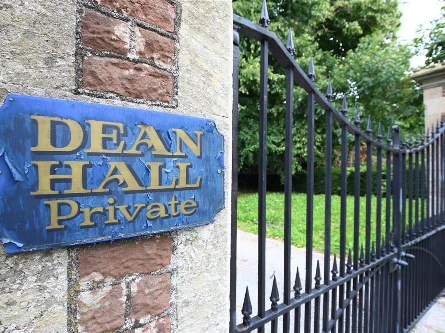 Dean Hall Little Dean Dış mekan fotoğraf